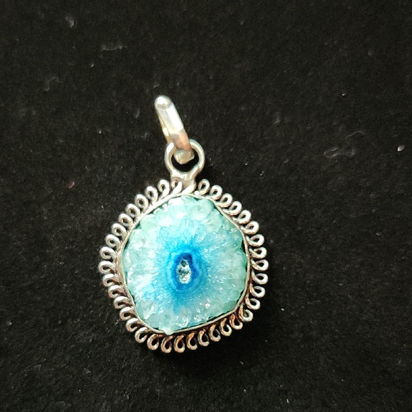 Jewelry - Silver and Blue Geode Pendant